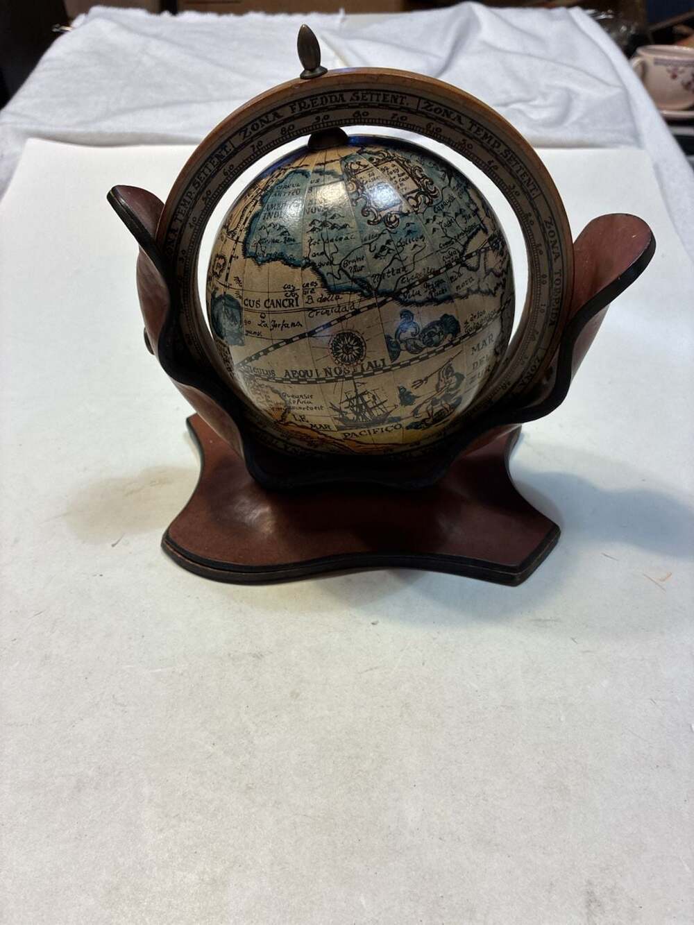 Vintage Italian Old World Globe Desk Stand Made In Italy
